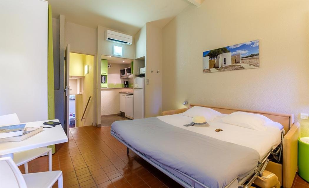 فندق Belambra Clubs La Colle-Sur-Loup - Les Terrasses De Saint-Paul De Vence الغرفة الصورة